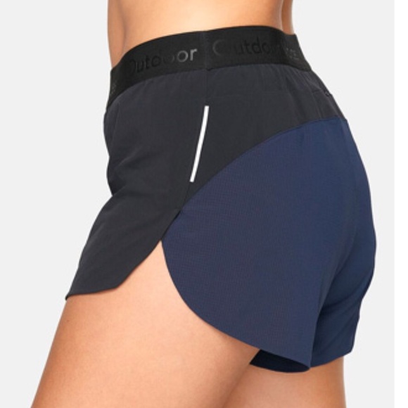 Outdoor Voices The Run Short - Size Medium - Picture 1 of 7